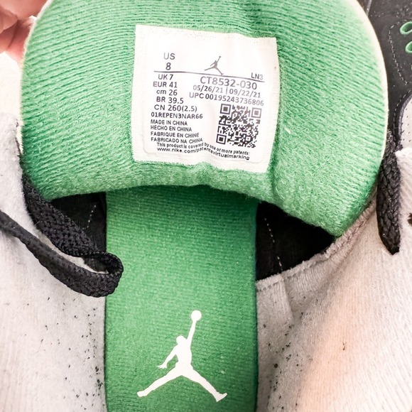 Air Jordan 3 Retro BLACK/PINE GREEN 2021 US Mens Sneakers Size 8 - Picture 7 of 8